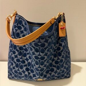 🔥Authentic Coach Signature Denim Large Laurel🔥